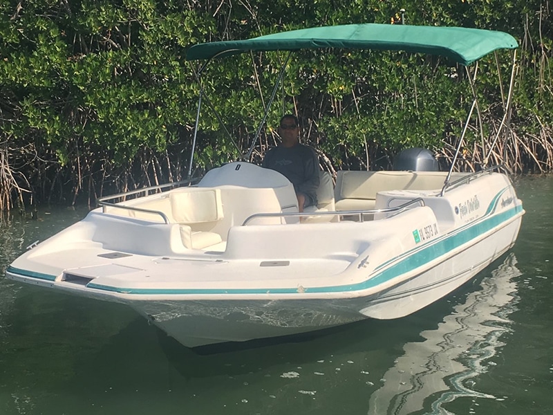 Islamorada Florida Deck Boat Rentals